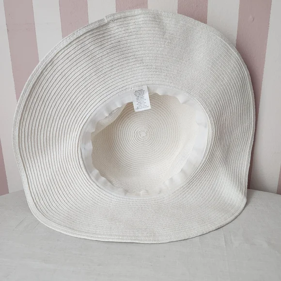 White Sun Hat with Teal Accents - Picture 3 of 7